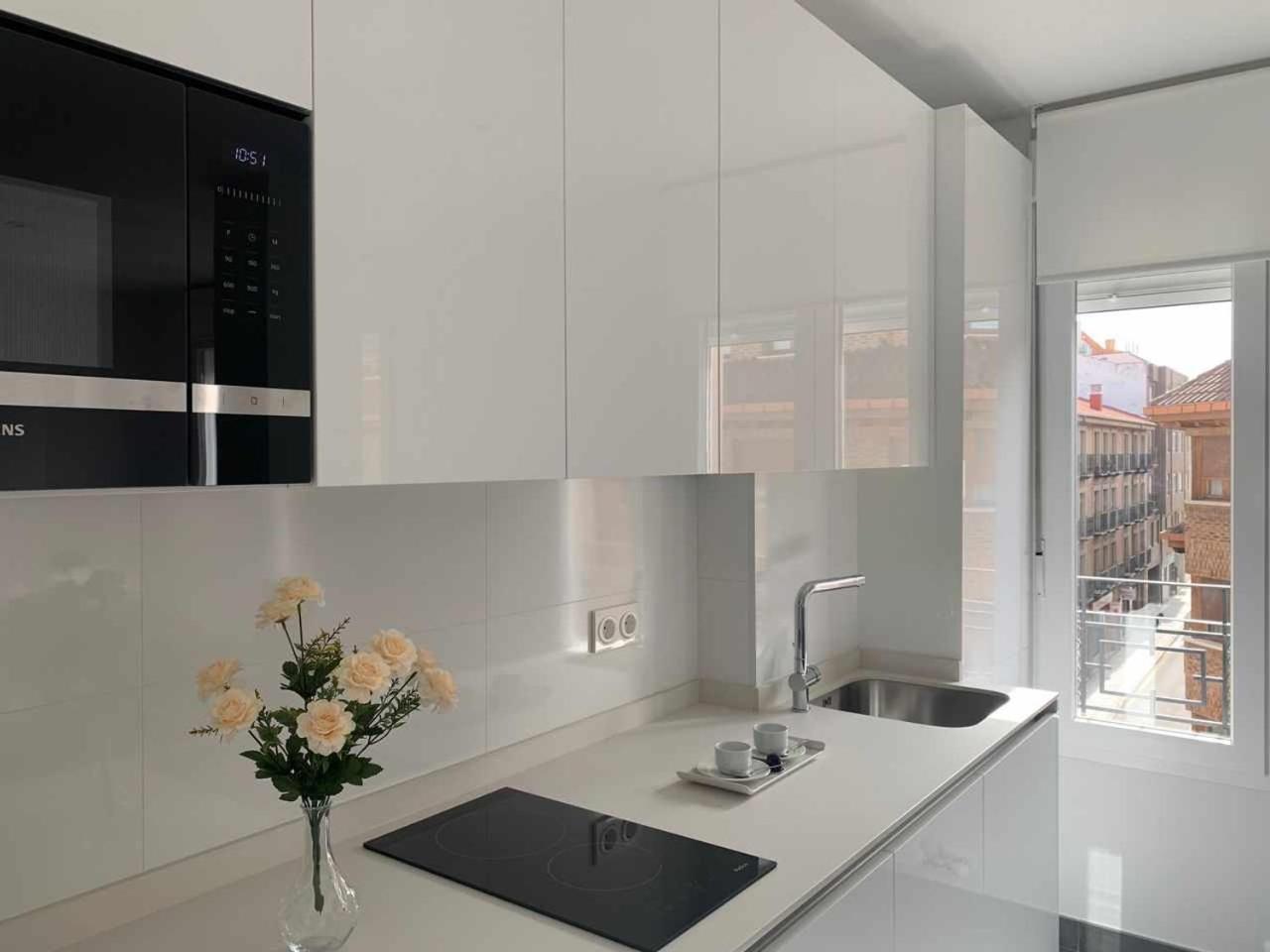 Apartamentos Ramón y Cajal Leão Exterior foto