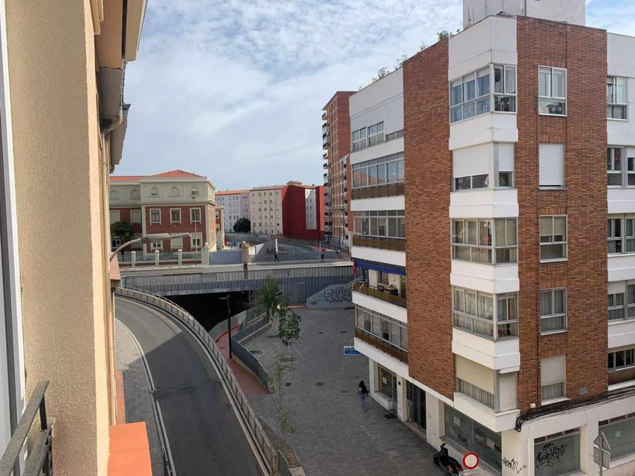 Apartamentos Ramón y Cajal Leão Exterior foto